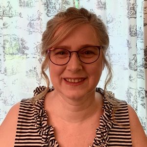 Meet your Posher, J.S. 5-Star Poshmark Ambassador